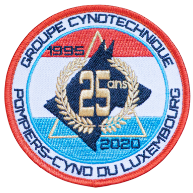 GIS CYNO - 25 Jahre Abzeichen des Groupe Cynotechnique, 25 Jahre, mit Hundesilhouette und Jahreszahlen.