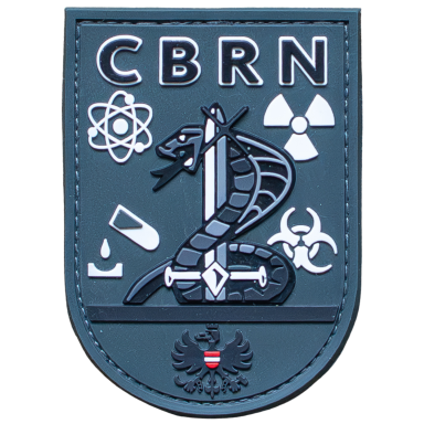 Abzeichen mit Emblemen für CBRN-Sicherheit, einschließlich Schlange, Atom und Gefahrensymbolen.