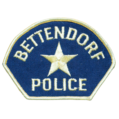 Abzeichen der Bettendorf Polizeibehörde mit Stern und Aufschrift "Bettendorf Police".